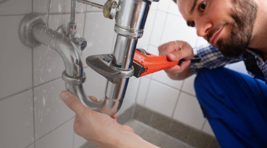 Professional same day plumber services in Woodburn, KY